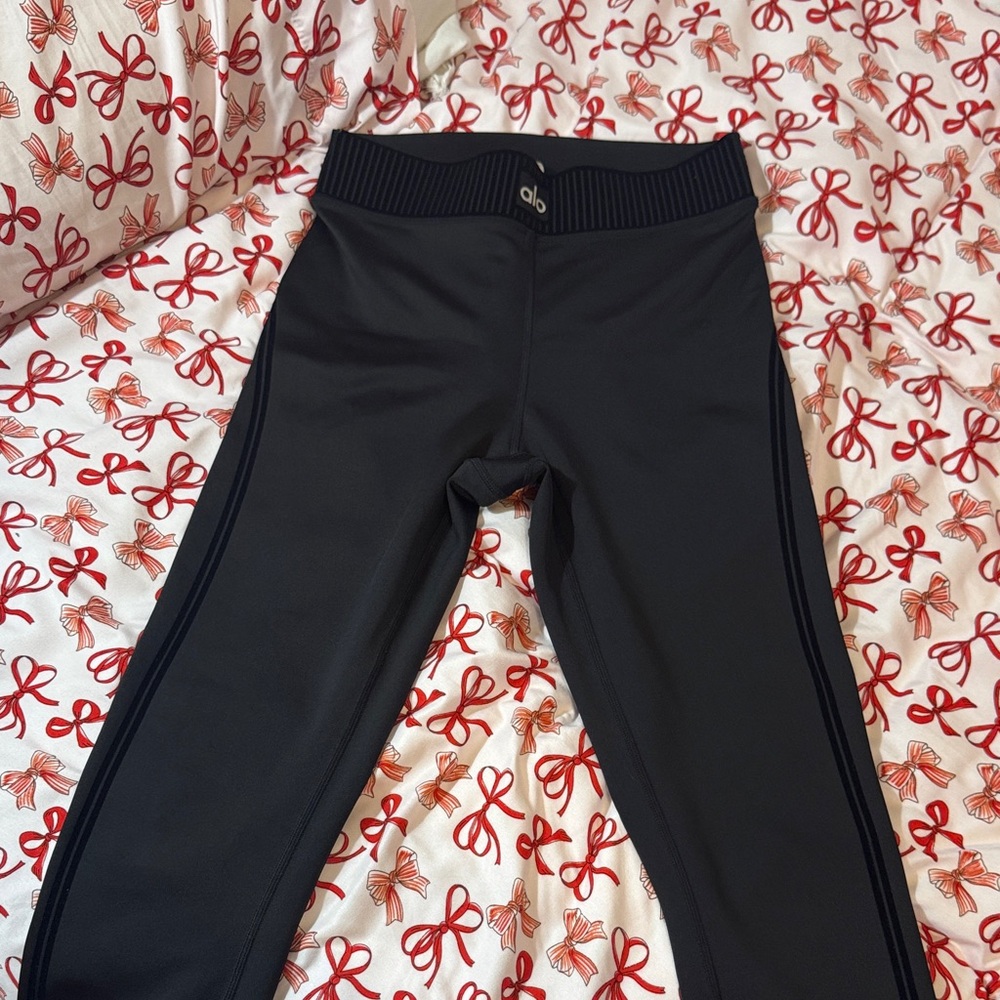 ALO leggings